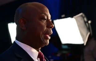 Sen. Tim Scott, R-South Carolina, speaks to members of the media in the spin room following the third Republican presidential primary debate at the Adrienne Arsht Center for the Performing Arts in Miami on Nov. 8, 2023. Credit: GIORGIO VIERA/AFP via Getty Images