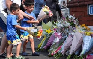 Tributes to the victims are left by well-wishers on July 30, 2024, in Southport, England. A teenager armed with a knife attacked children at a Taylor Swift-themed holiday club in Hart Lane, Southport. Credit: Christopher Furlong/Getty Images