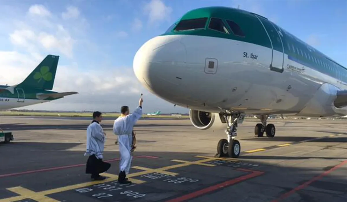 Dublin Airport aircraft blessing: New chaplain continues 77-year Irish Catholic custom