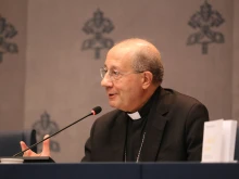 Archbishop Bruno Forte speaks to journalists at the presentation of the encyclical  “Dilexit Nos” on Oct. 24, 2024, at the Vatican.