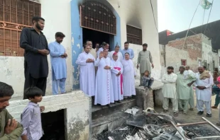 The archbishop of Islamabad-Rawalpindi, Joseph Arshad, addresses the persecuted Christian community of Jaranwala in August 2023. Twenty-one Catholic churches, Bibles, and family homes were set on fire. Credit: Courtesy of Aid to the Church in Need