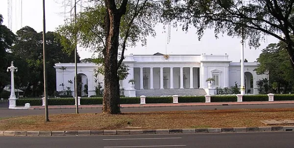 Istana Merdeka Presidential Palace in Jakarta. Credit: Public domain