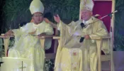 Cardinal Jaime Sin hosted both of Pope John Paul II’s visits to the Philippines in 1981 and 1995.