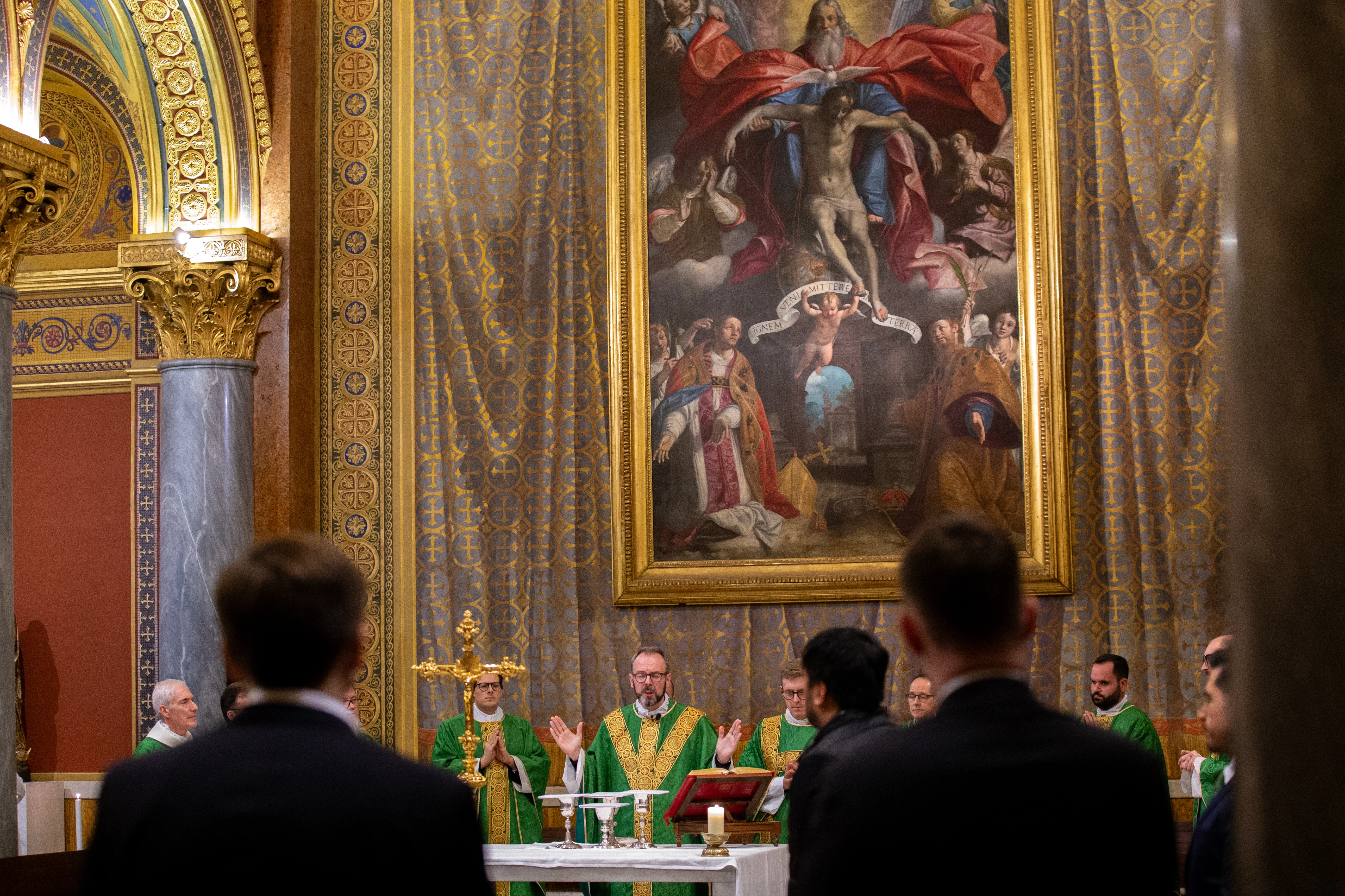 According to Venerable English College, during the Catholic persecution in England, students would gather around the “Martyrs’ Picture” in the chapel to sing the Te Deum — a Latin hymn of thanksgiving — whenever news reached Rome of the martyrdom of a former student. This custom continues today on Martyrs’ Day, Dec. 1, when the relics of the martyrs, preserved beneath the altar, are venerated by the students.?w=200&h=150