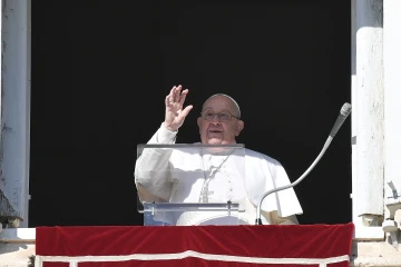 Pope Francis waves at pilgrims and visitors gathered for the Angelus on Dec. 29, 2024 on St. Peter’s Square at the Vatican