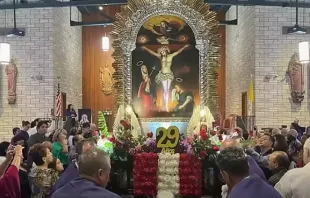 Image from the 2023 29th anniversary celebration of the Confraternity of the Lord of Miracles in the Diocese of Palm Beach, Florida. Credit: "EWTN Noticias"/Screenshot