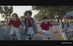 From left to right: Actor Mason Thames (Noah), Noah Cottrell (Ben), Julian Lerner (Eugene), and Abby James Witherspoon (Sammy) in the new movie "Monster Summer." Credit: Pastime Pictures