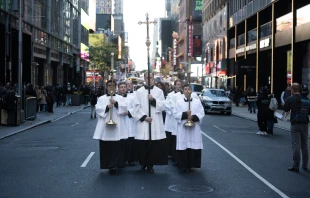 A Eucharisitic procession sponsored by the Napa Institute heads through the streets of New York City on Oct. 15, 2024. Credit: Jeffrey Bruno