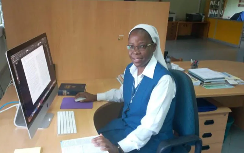 Sister Praxides Nafula, directress of Paulines Publications Africa (PPA), expressed gratitude to ACI Africa for its collaboration over the years: “We want to thank God for this significant milestone in your news service. Five years is not a joke and the impact that you are already creating in the lives of the people and the Catholic Church in Africa; we can feel it; we can see that our stories from our African continent are being told to the outside world through your news service.” Credit: Paulines Publications Africa