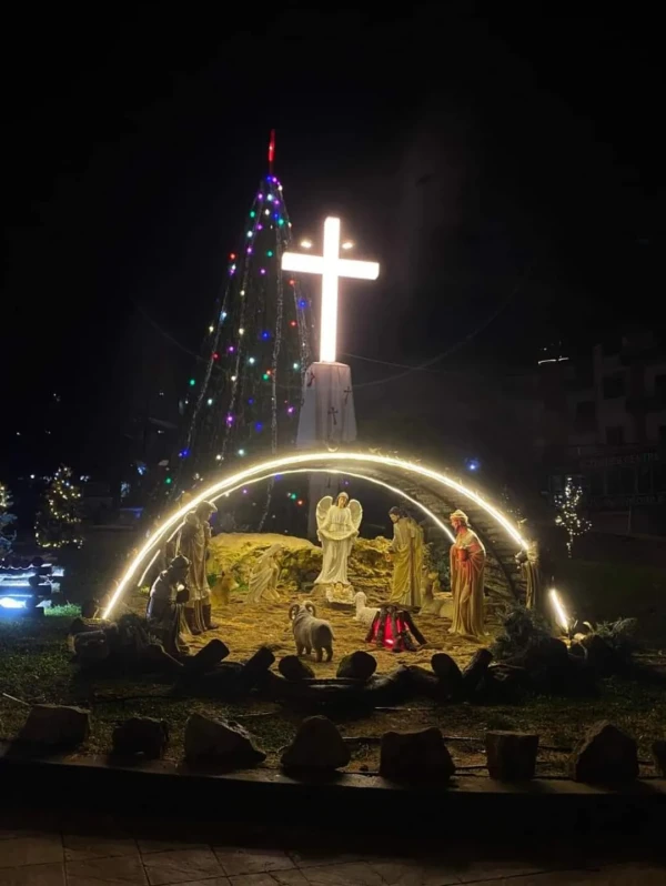 Christmas tree and Nativity scene in Faraya's Public Square, a town in the Keserwan District of Mount Lebanon, in November 2024. Credit: The Municipality of Faraya