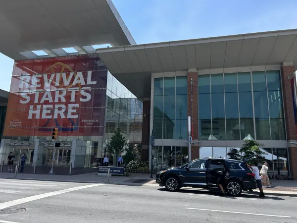 The first pilgrims arrive on July 16, 2024, at the Indiana Convention Center for the National Eucharistic Congress in Indianapolis. Credit: Zelda Caldwell/CNA