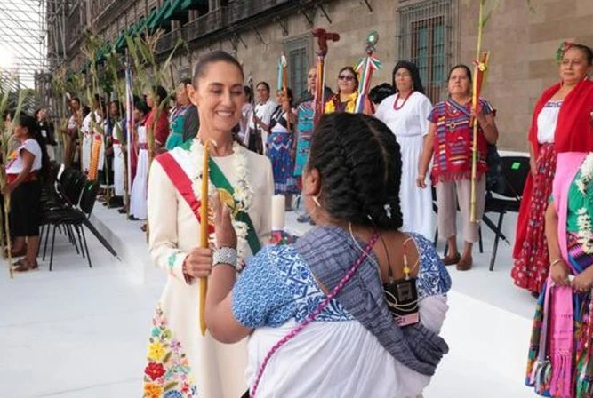 Among the various ceremonies at the inauguration of the first female Mexican president, Claudia Scheinbaum, in the capital city’s Constitution Plaza — commonly known as Zócalo — a group of Indigenous women performed a “sacred ceremony.”?w=200&h=150