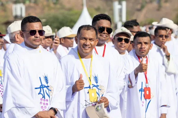 Priests concelebrate Mass at the Esplanade of Taci Tolu in Dili, Timor-Leste, Tuesday, Sept. 10, 2024. Credit: Daniel Ibáñez/CNA