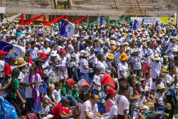 According to ACI Africa, CNA’s African news partner, an estimated 40,000 pilgrims are anticipated to be taking place in this year’s four-day Eucharistic Congress organized by the Archdiocese of Antsiranana, Madagascar. Credit: EWTN