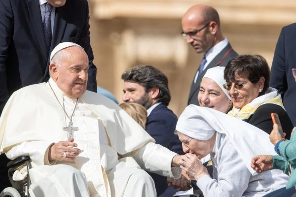 Pope Francis greets pilgrims in St. Peter’s Square for his general audience on Wednesday, Oct. 9, 2024. Credit: Daniel Ibañez/CNA