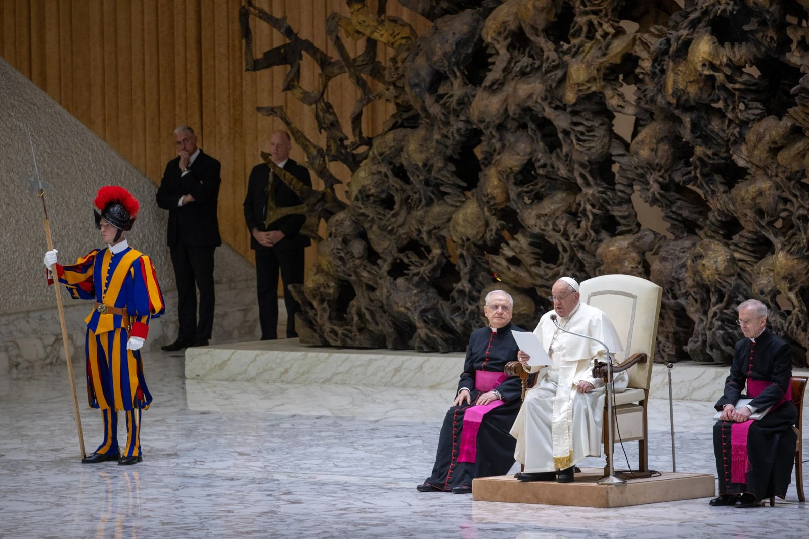 Pope Francis: Gentleness, respect are more effective than ‘the strength of arguments’