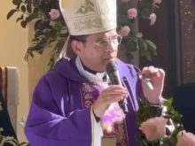 Exiled Bishop Rolando Álvarez speaks at a Mass in Seville, Spain, on Dec. 19, 2024.