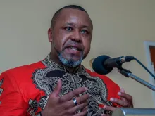 Malawi Vice President Saulos Chilima speaks at a press conference at his private residence in Lilongwe on Feb. 5, 2020.