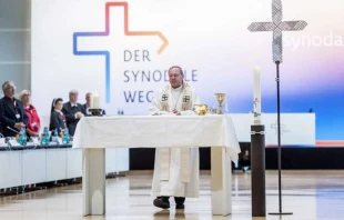 Bishop Georg Bätzing celebrates Mass at the second synodal assembly in Frankfurt, Germany, on Oct. 1, 2021. Synodaler Weg/Maximilian von Lachne.