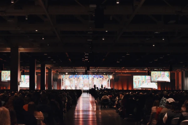 At SEEK25 in Salt Lake City, Bishop Michael Olson of the Diocese of Fort Worth, Texas, gives the homily for the closing Mass on Jan. 5, 2025, at Salt Palace Convention Center. Credit: Kate Quiñones/CNA