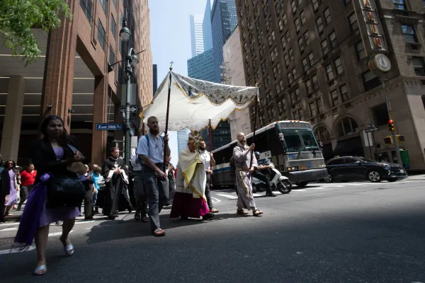With Bishop Gerardo Colacicco, an auxiliary bishop of the Archdiocese of New York, holds the monstrance carrying the Eucharist during a procession through New York City on May 26, 2024. The event was part of the National Eucharistic Pilgrimage. Credit: Jeffrey Bruno/CNA