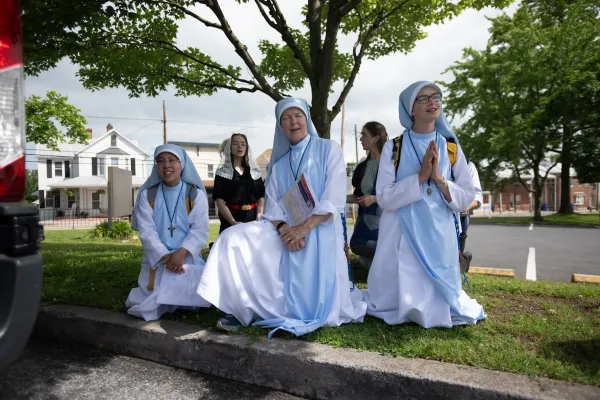 Daughters of Mary Mother of Healing Love take in the Eucharistic procession. Credit: Jeffrey Bruno