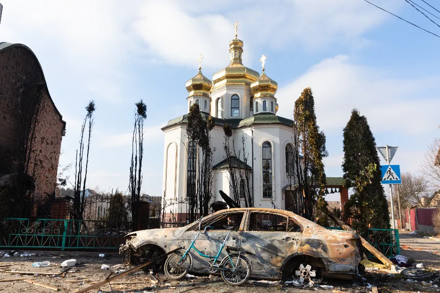 The aftermath of Russian bombing on the outskirts of Irpin, northern Ukraine.?w=200&h=150