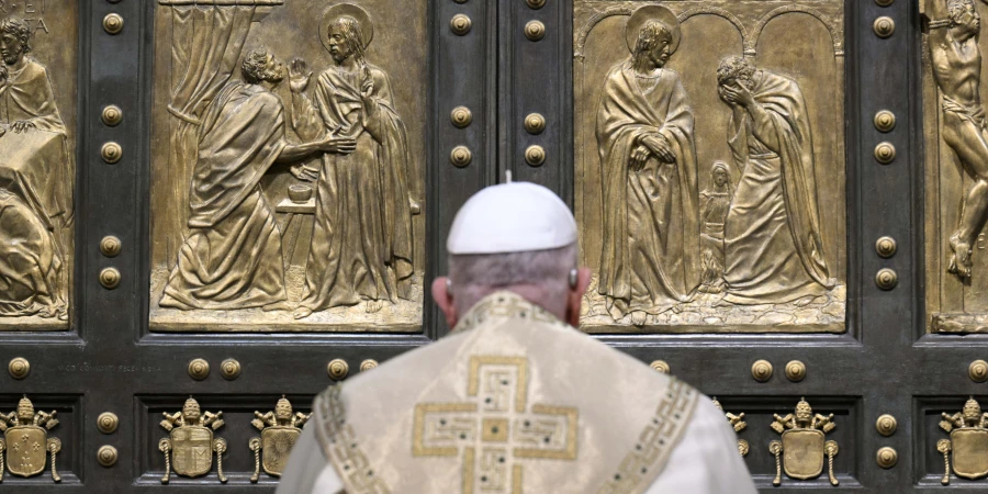 Pope Francis Launches Jubilee 2025 With Opening Of Holy Door 