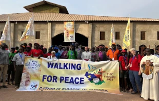 On Jan. 25, 2023, 60 youth and 24 adults, including Bishop Christian Carlassare (center) and Sister Orla Treacy (right) started on a nine-day, 255-mile pilgrimage from Rumbek to Juba, South Sudan for Pope Francis’ Feb. 3-5 visit. Credit: Sister Orla Treacy of Loreto Rumbek school