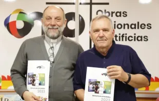 Father José María Calderón (left) is Spain's national director of the Pontifical Missions Society. Serafín Suárez (right) is a missionary in Zimbabwe. Credit: PMS Spain