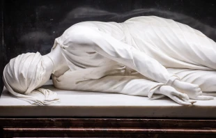 A close-up of the tomb of St. Ceclia at the basilica dedicated to her in Trastevere, Rome, Italy. Credit: Daniel Ibañez/CNA