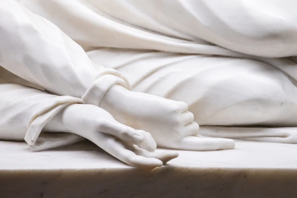 A close-up of the statue at the tomb of St. Cecilia at the church dedicated to her in Rome, Italy. Credit: Daniel Ibañez/CNA