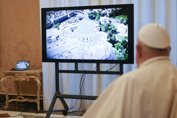 Pope Francis gets a preview of the new digital model of St. Peter’s Basilica during a meeting with the Microsoft team and the Fabric of St. Peter organization on Nov. 11, 2024. Credit: Vatican Media