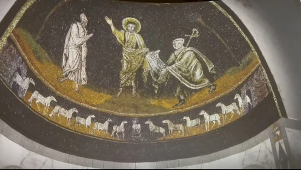 A digital representation of a mosaic inside the original St. Peter’s Basilica built by Constantine from the press tour of the Pétros ení exhibit, part of the Microsoft La Basilica Di San Pietro: AI-Enhanced Experience. Credit: Courtney Mares/CNA