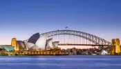 A view of the Opera House in the port zone of Sydney.