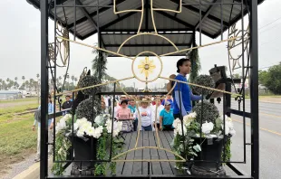 Hundreds of Catholics join the National Eucharistic Pilgrimage in the Rio Grande Valley in south Texas on May 22, 2024. Credit: Peter Pinedo/CNA