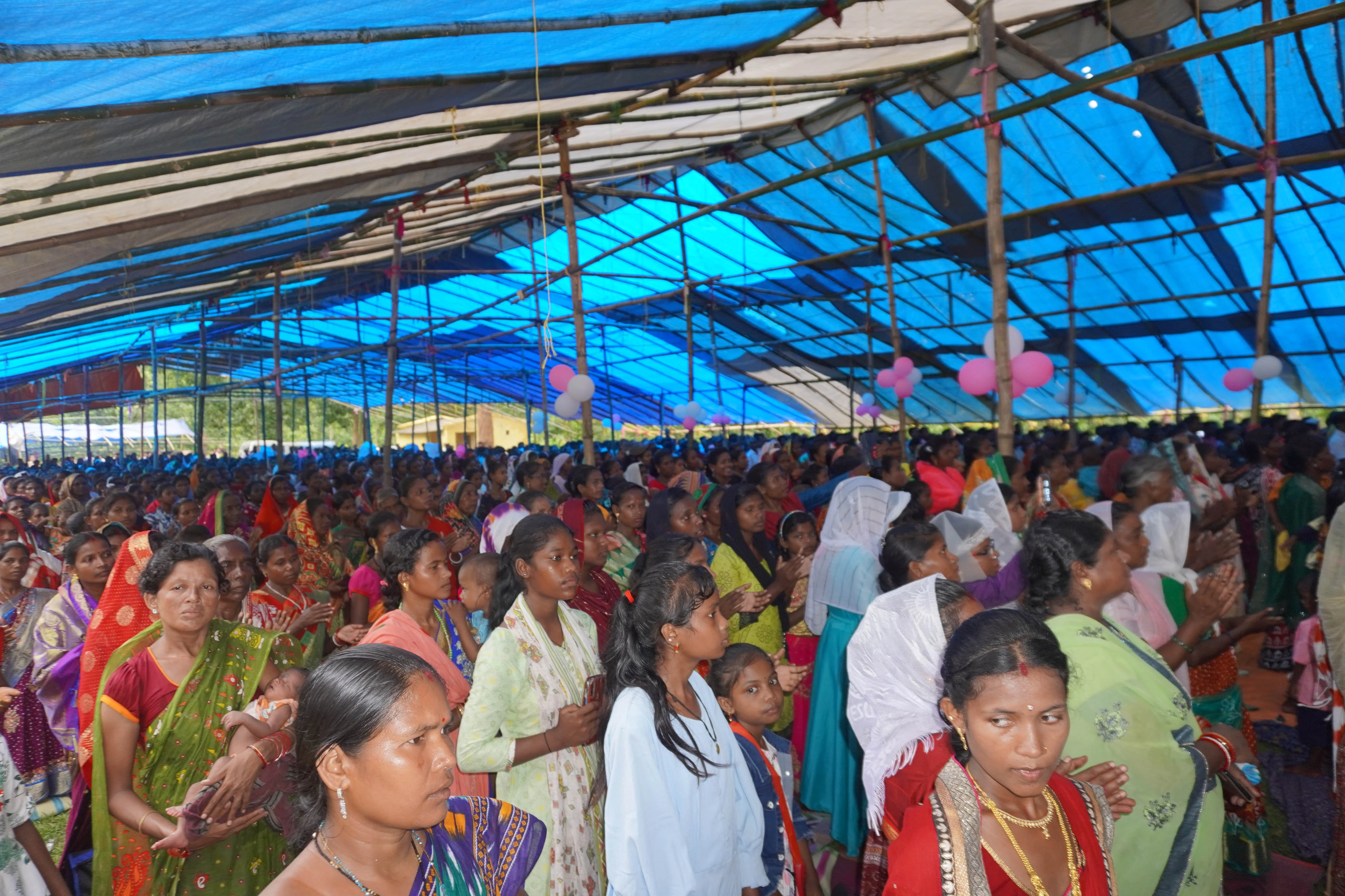 Thousands gather in jungle for celebration honoring Catholic priest killed in eastern India