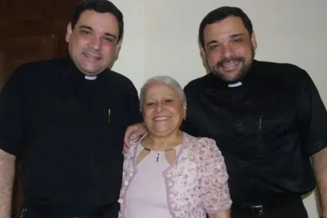 Mother of twin priests Eliete Dahan dos Santos says “there is no greater wealth than having priest sons.”?w=200&h=150