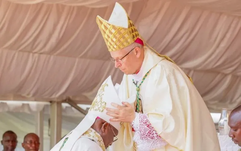 Archbishop Hubertus van Megen celebrates the episcopal consecration of Father John Kiplimo Lelei as auxiliary bishop of Kenya’s Diocese of Eldoret on May 25, 2024.?w=200&h=150