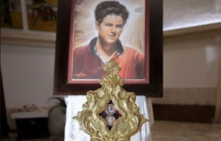 A reliquary containing relics of Blessed Carlo Acutis at the Church of Sant’Angela Merici in Rome, Oct. 11, 2021. Credit: Daniel Ibáñez/CNA