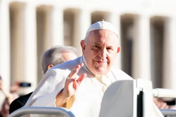 Pope Francis greeting pilgrims on St. Peter's Square, Oct. 5 2022
